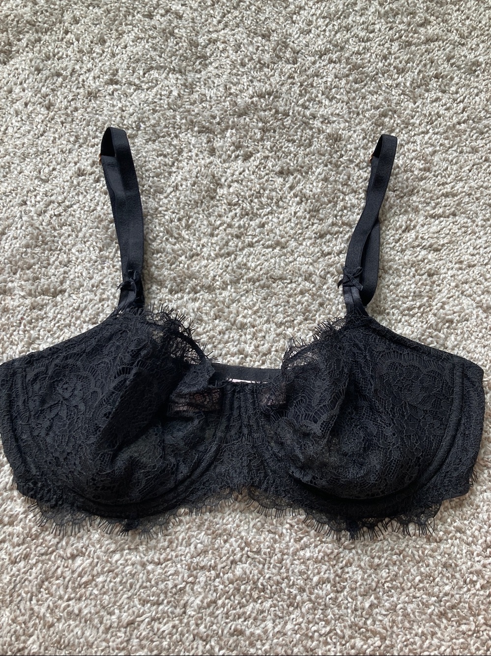 Victoria's secret Dream Angels Push up without Padding Lace Bra 36D - Picture 2 of 10